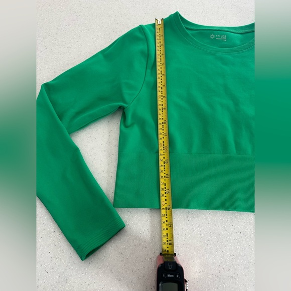 Aerie Vibrant Green Long Sleeve Crop Top - Picture 12 of 14